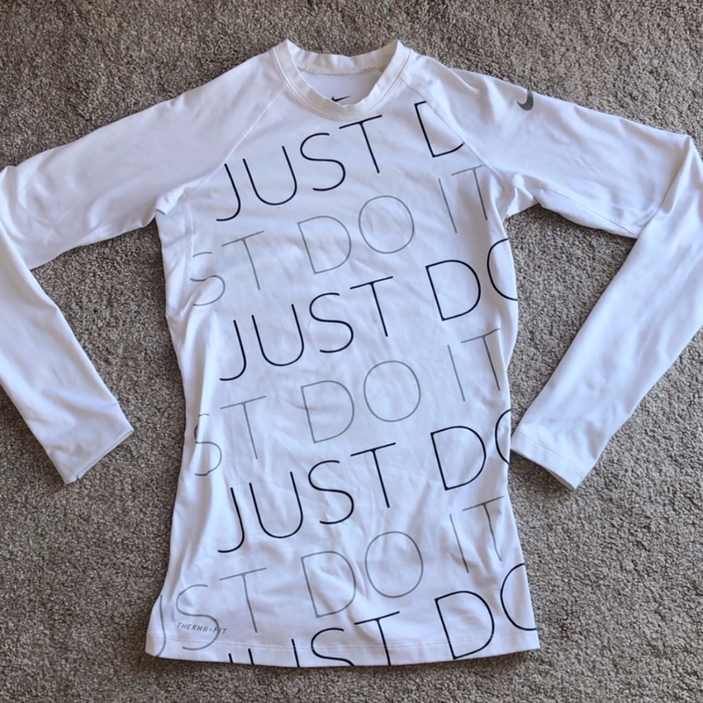 NIKE pro "just do it" long sleeve